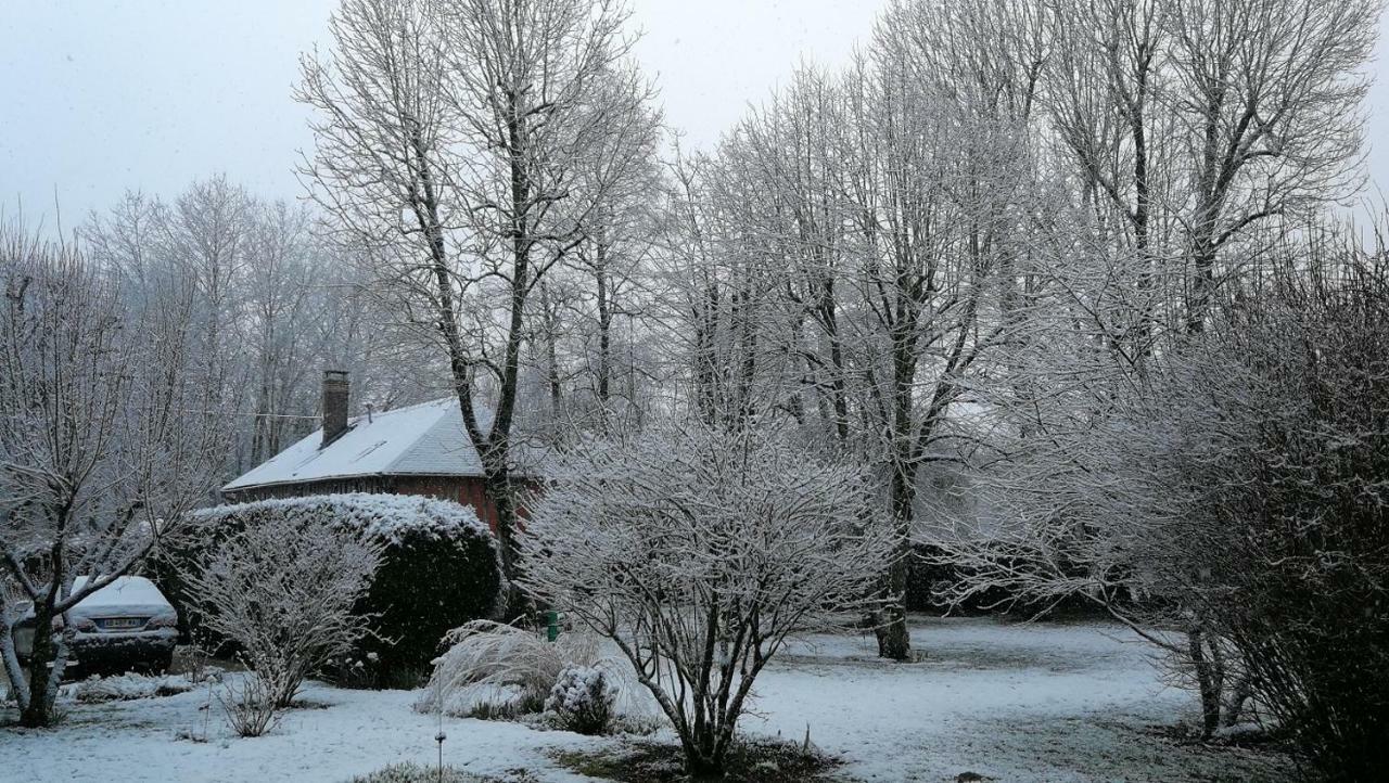 Domaine Du Carouge Hotel Lirey Buitenkant foto